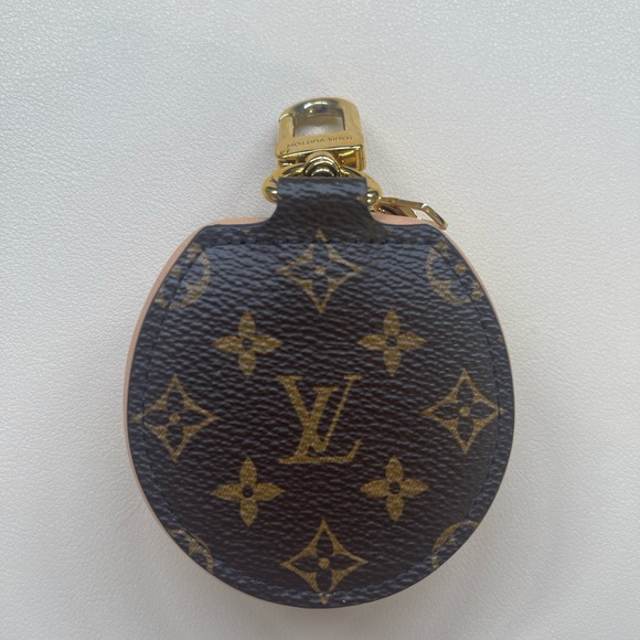 Louis Vuitton Brown and Gold Monogram Coin Earphone Pouch Purse - Picture 2 of 9